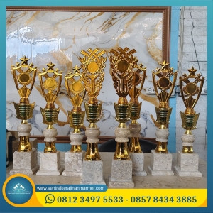 Piala Marmer