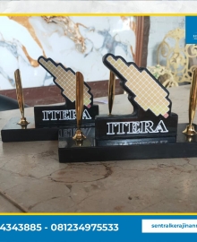 Tempat Pena Meja Kantor