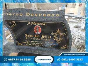 Model Nisan Kristen Untuk Makam Kembar